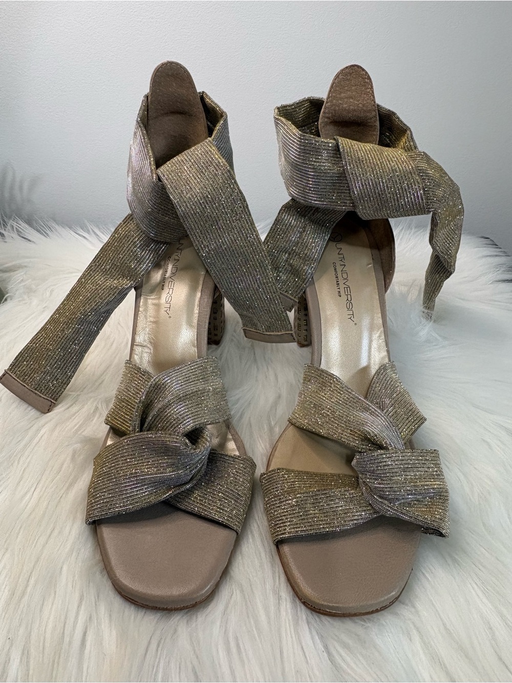 (98)Unity in Diversity Metallic Gold Wrap Knot Heeled Sandals